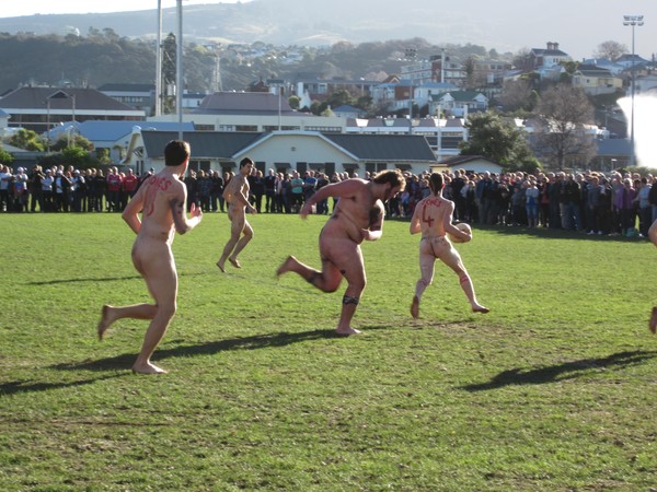 Nude rugby